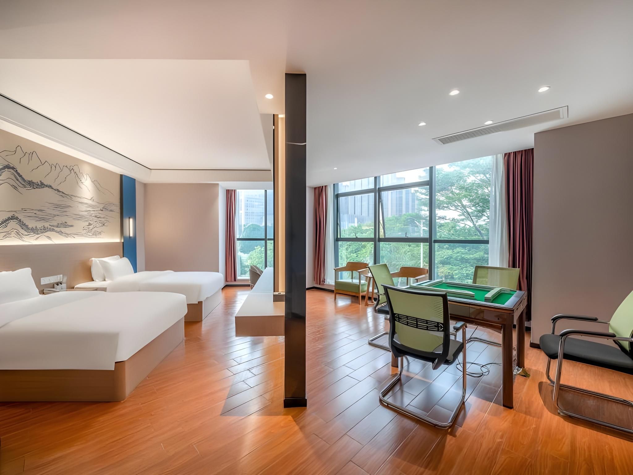 GTI - Feature Suite, Mar