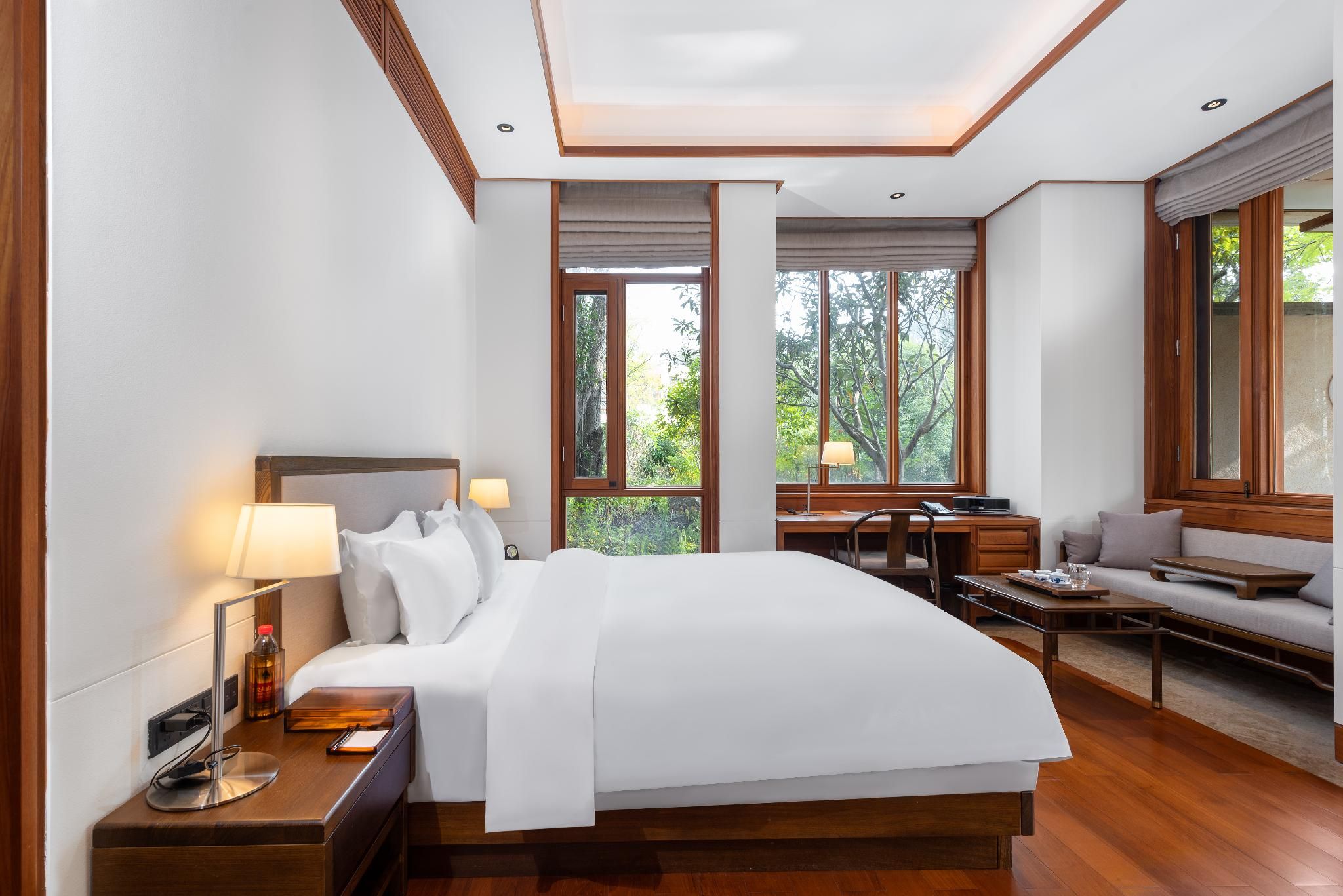 2-Bedroom Mountain View Suite