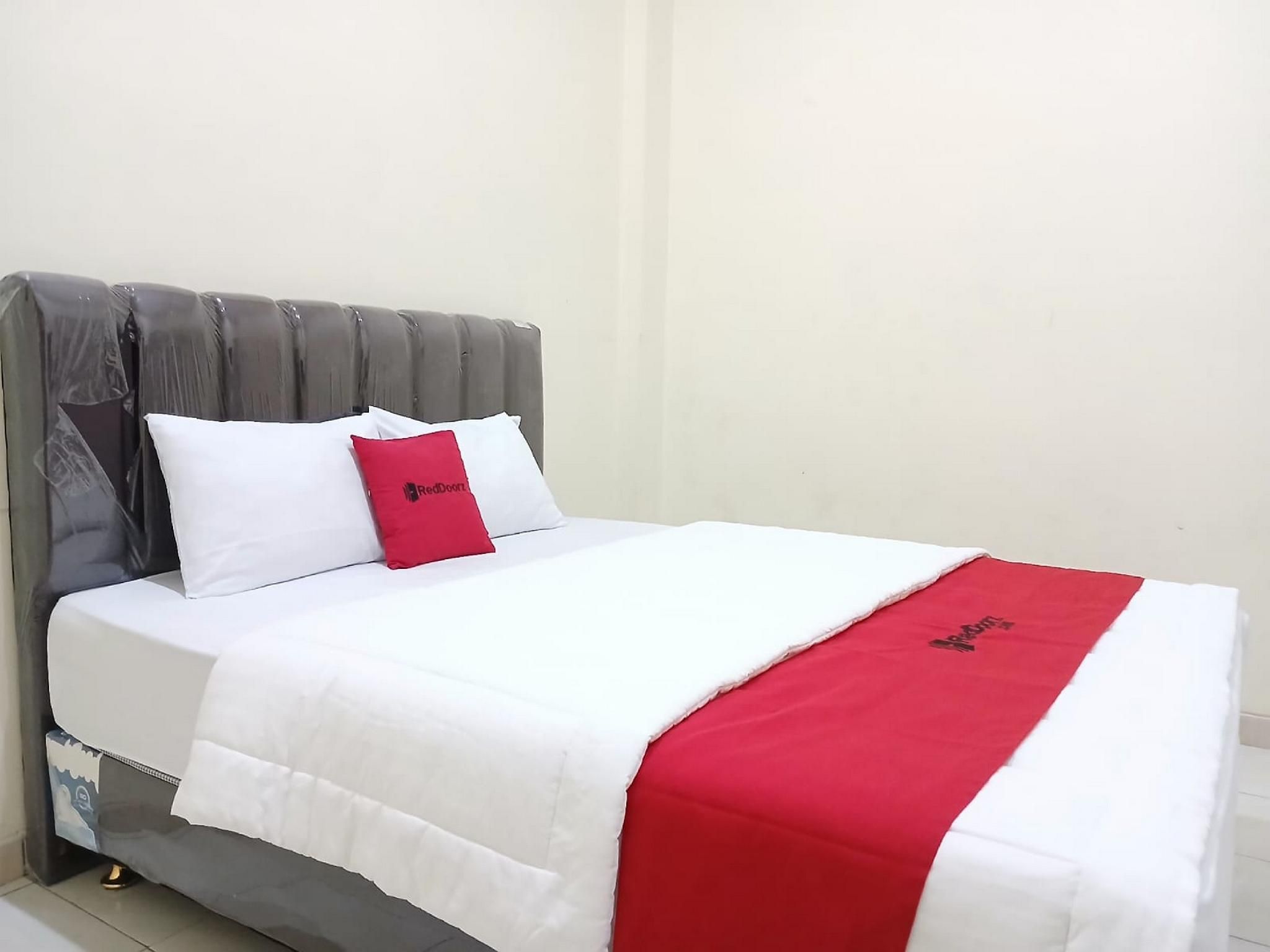 RedDoorz Syariah near Masjid Al-Aqsha Klaten Standard Room 2