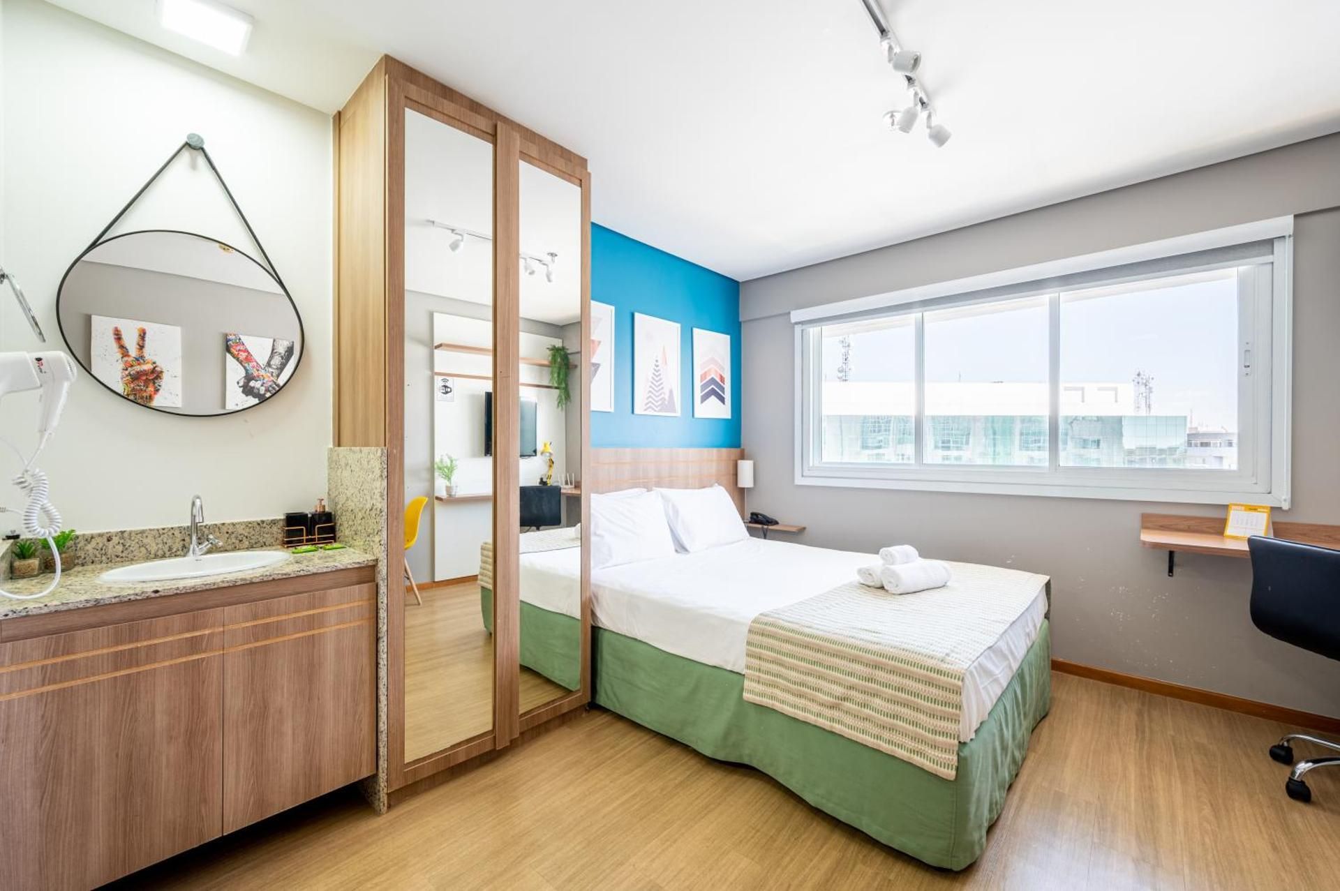 Studio Apartment