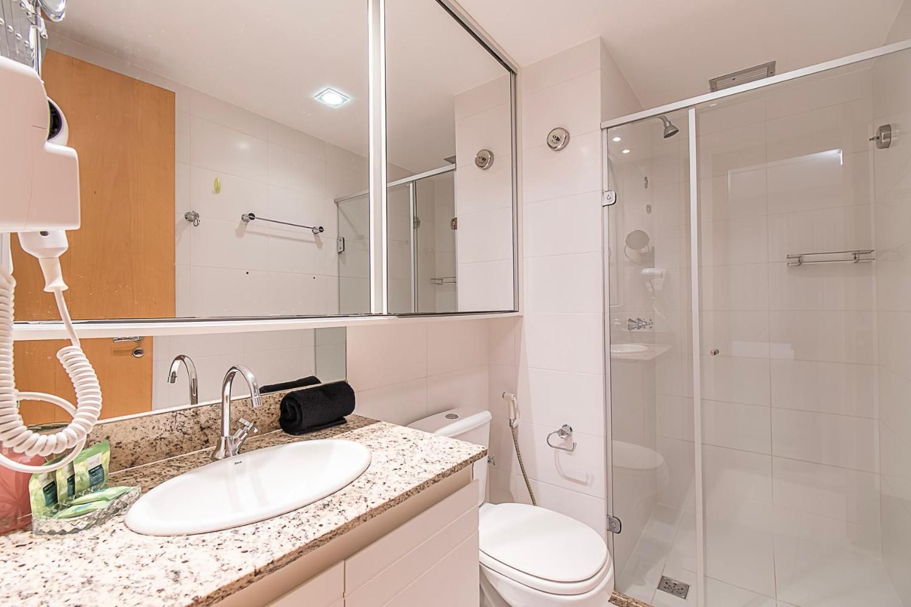 Deluxe Room (2 Adults + 1 Child)