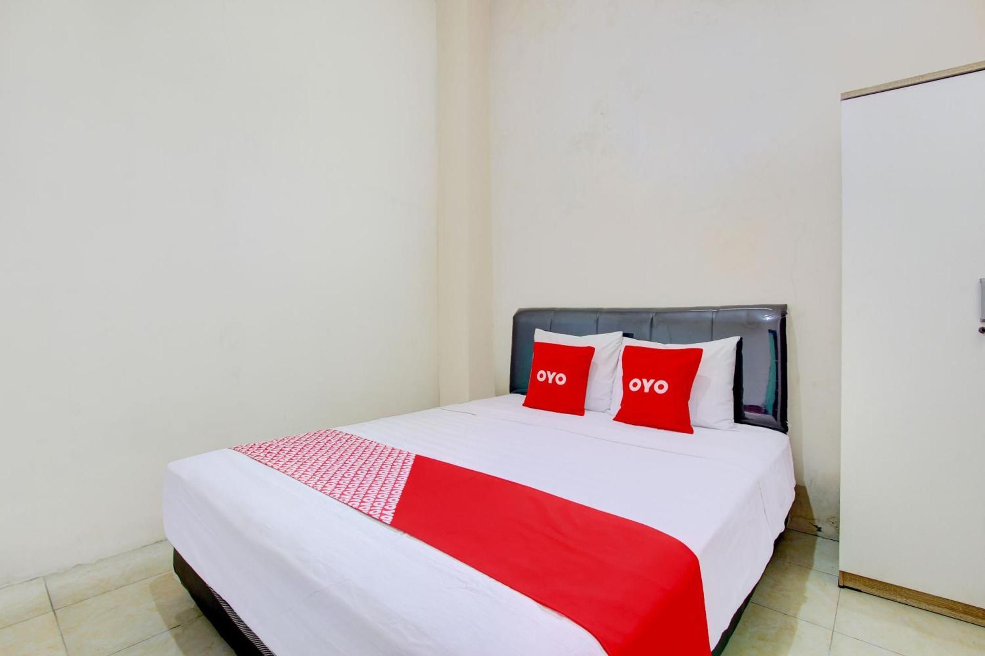 Hotel O Delia Inn Syariah Standard Double Room 2