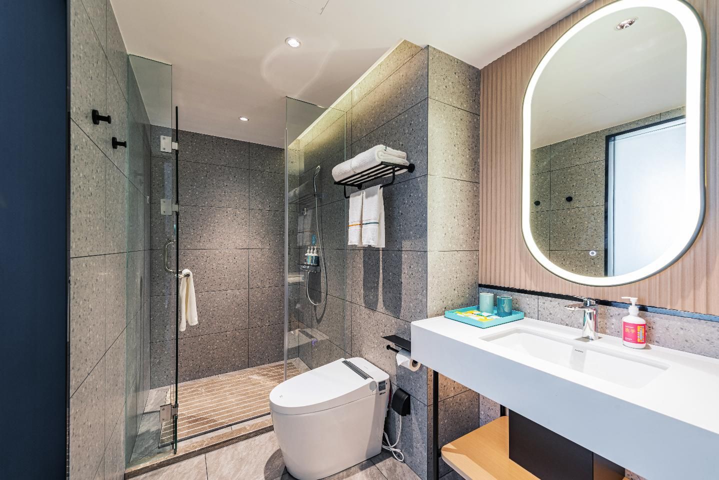 Intelligent Standard Queen Room