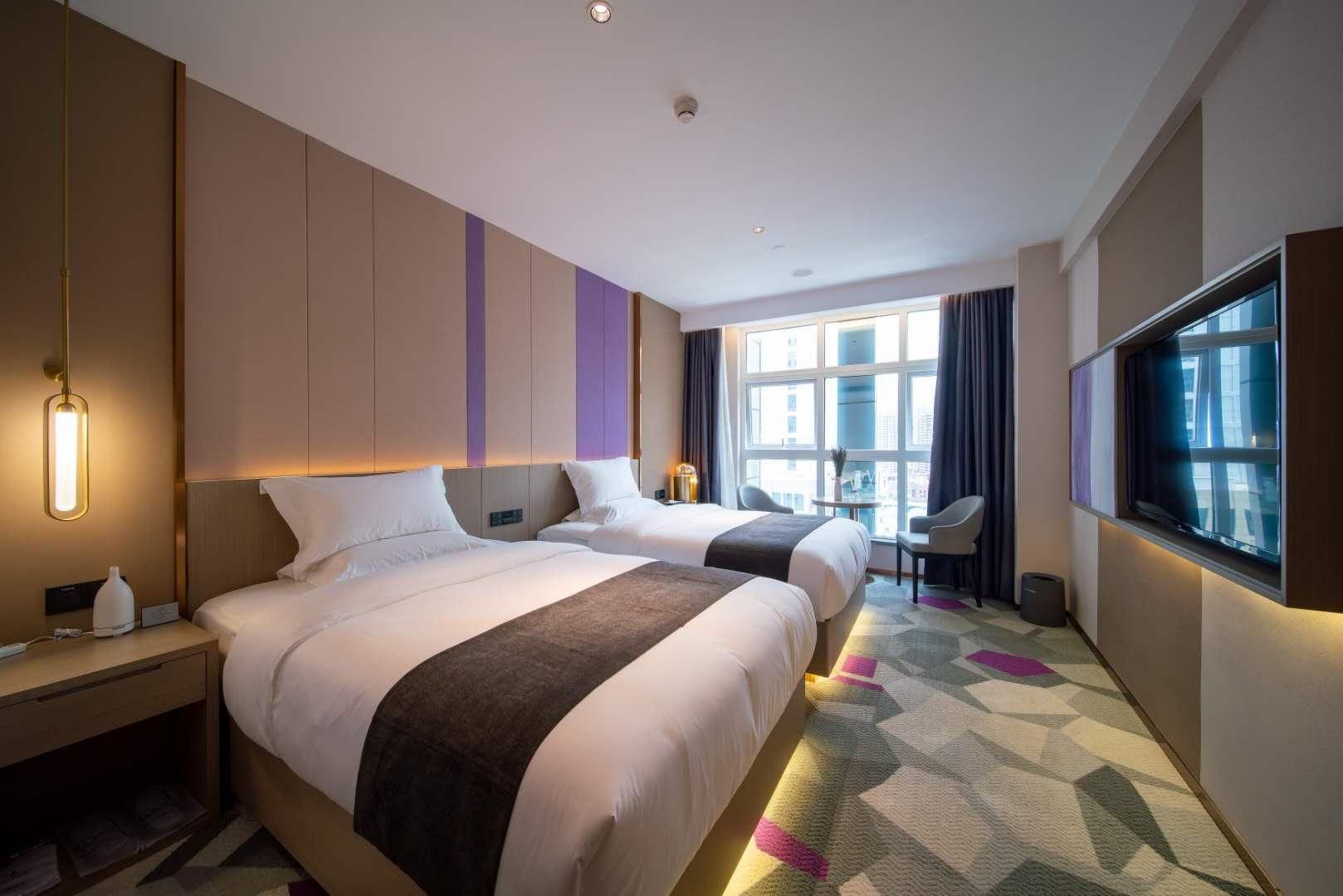 WH - Deluxe Room Twin