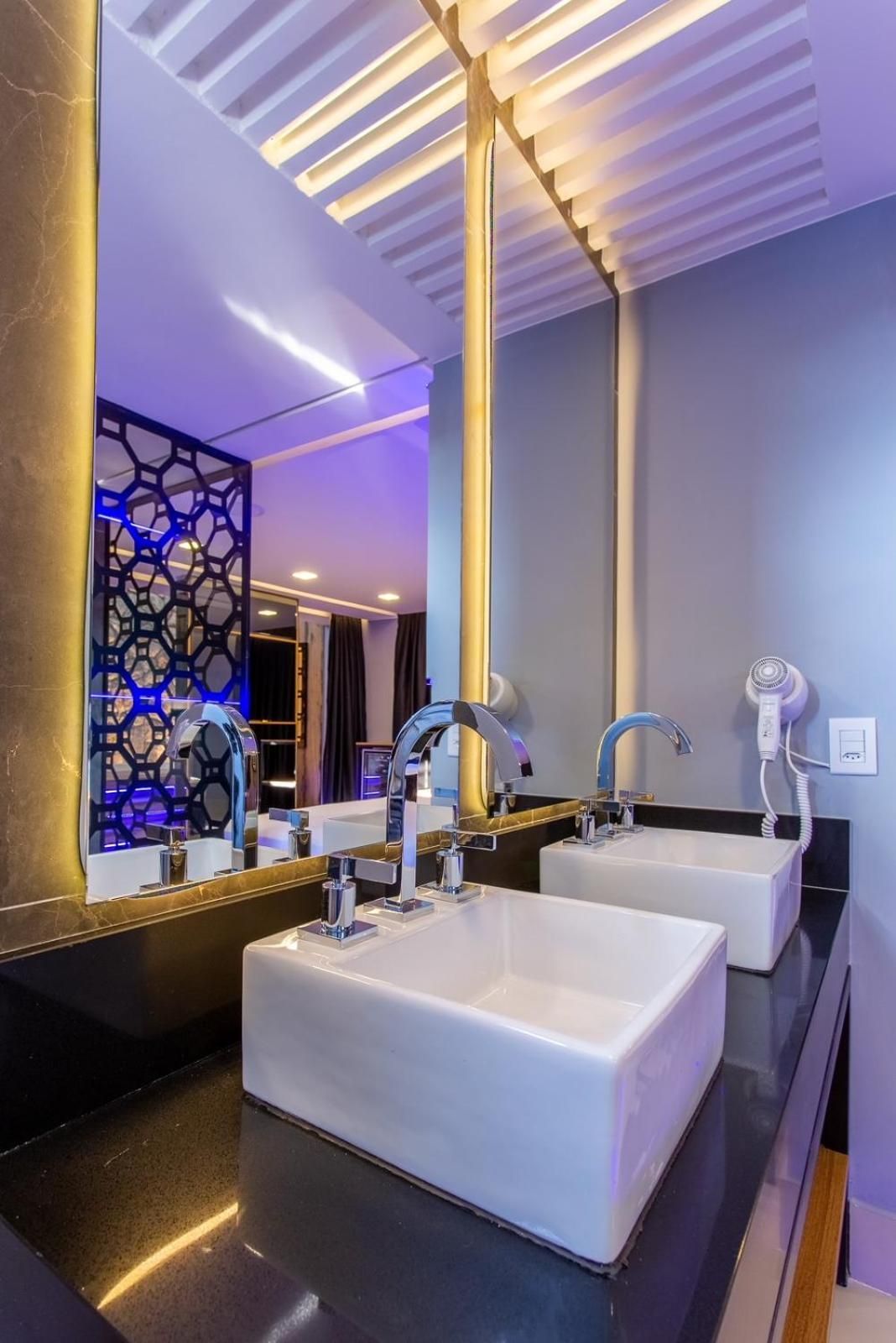 Studio with Spa Bath
