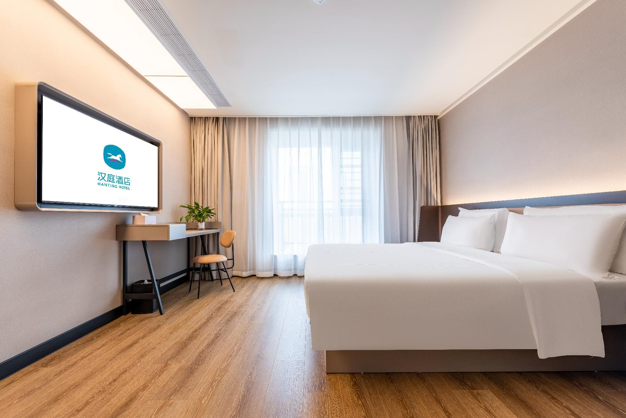 Two-bedroom Twin Business Room