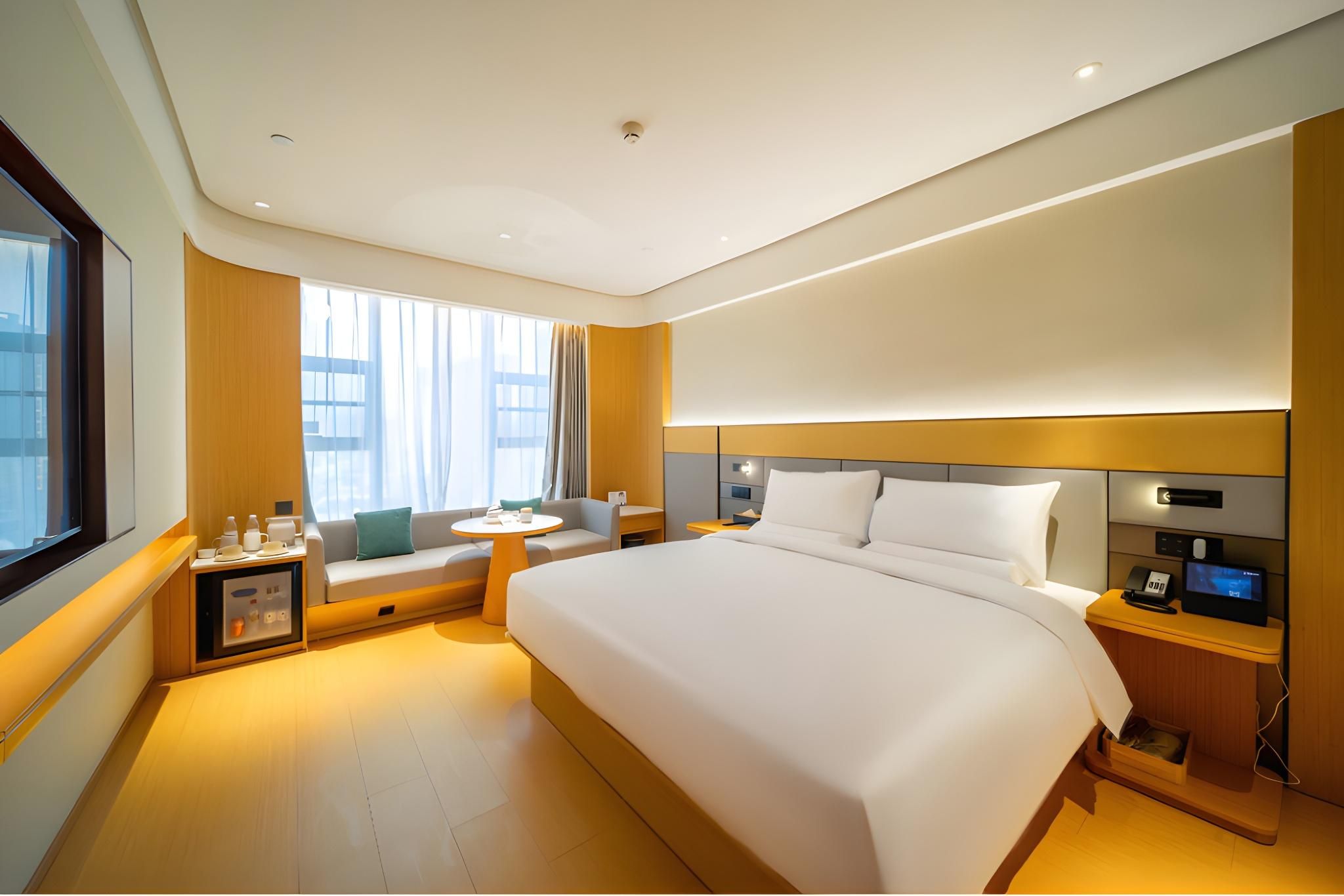 Superior Queen Room with View
