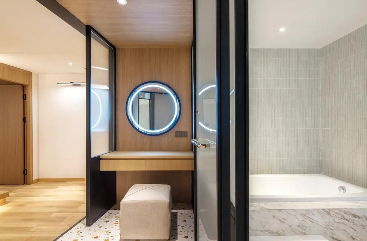 Family Triple Suite