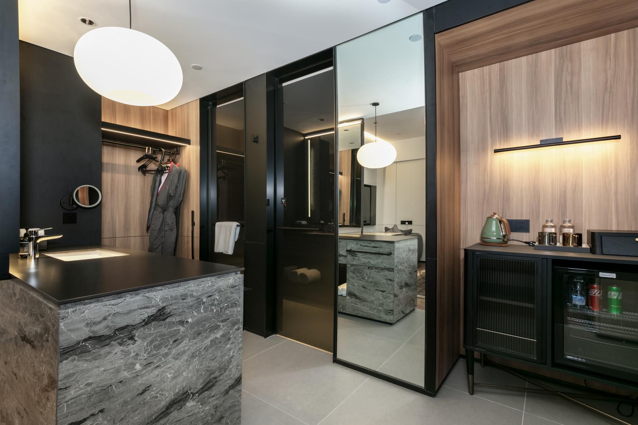 Intercity Superior Queen Room