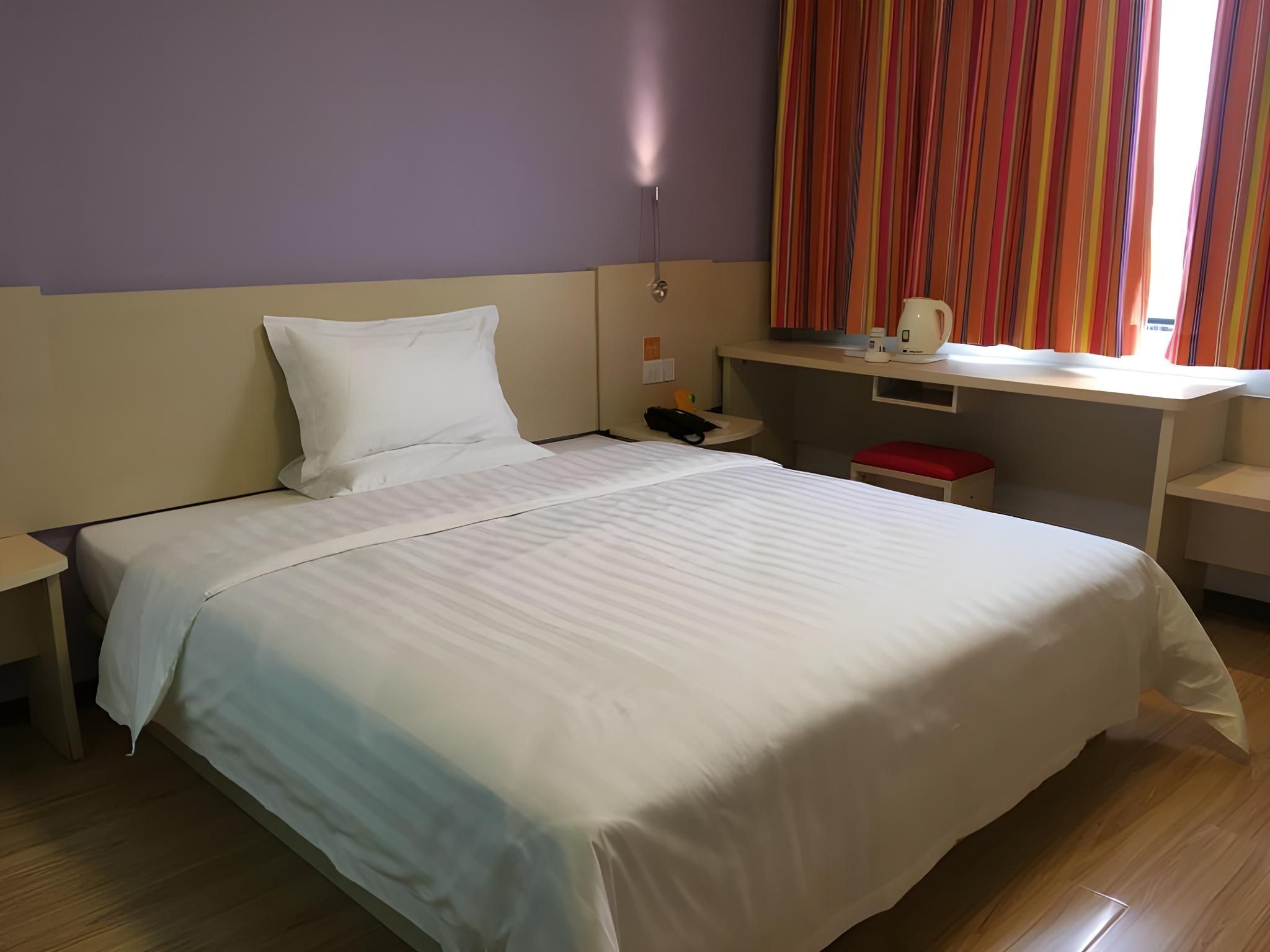 Corporate Twin, Guest room, 2 Twin/Single Bed(s), City view