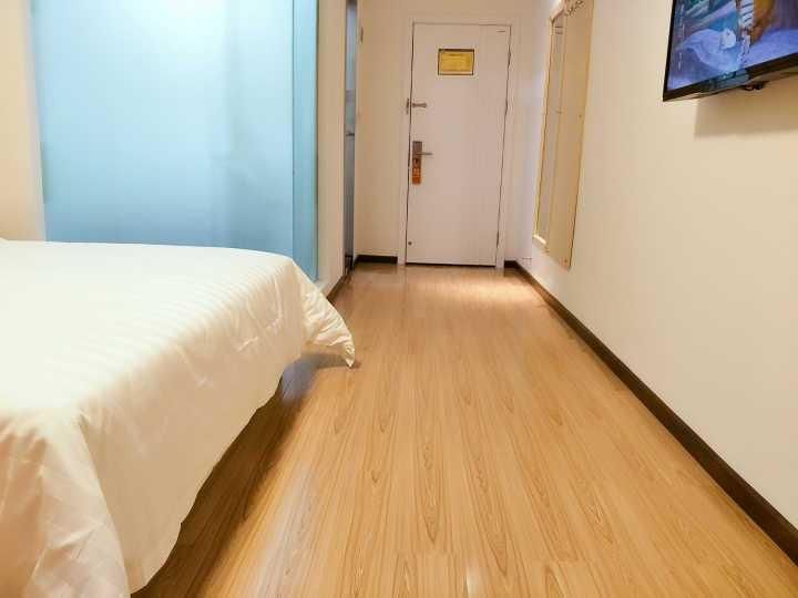 WH - Traditional Bed Room