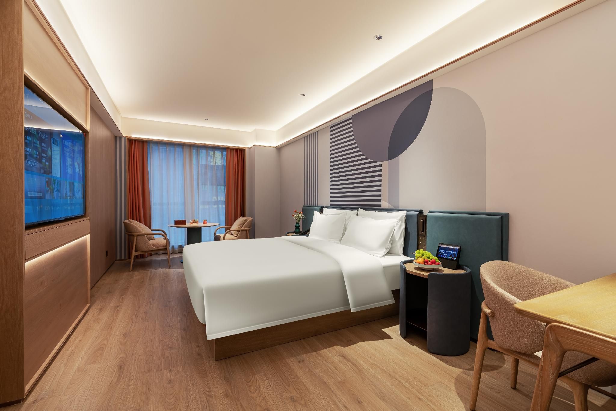 Queen Superior Room
