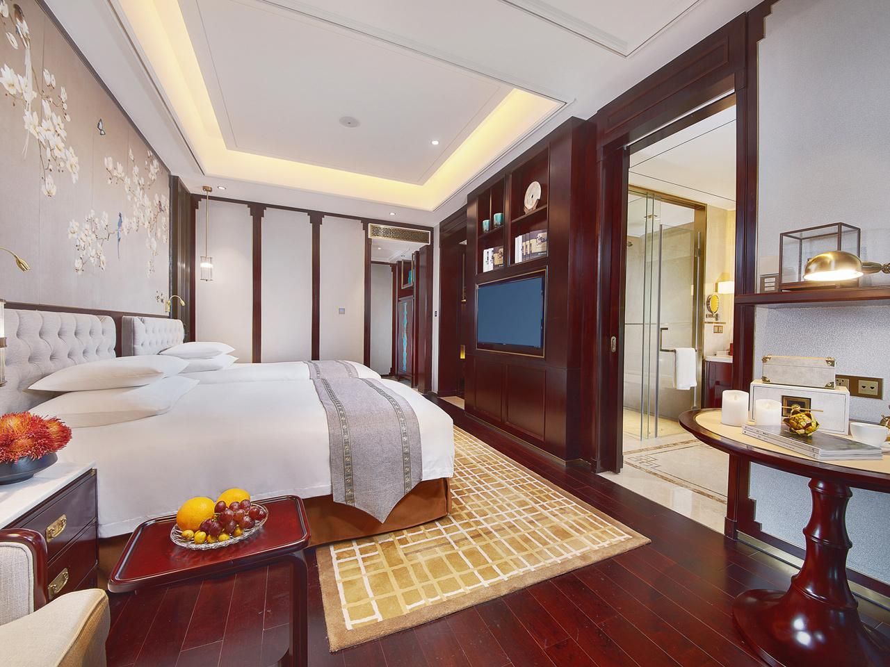 New Century Lake View Twin Room