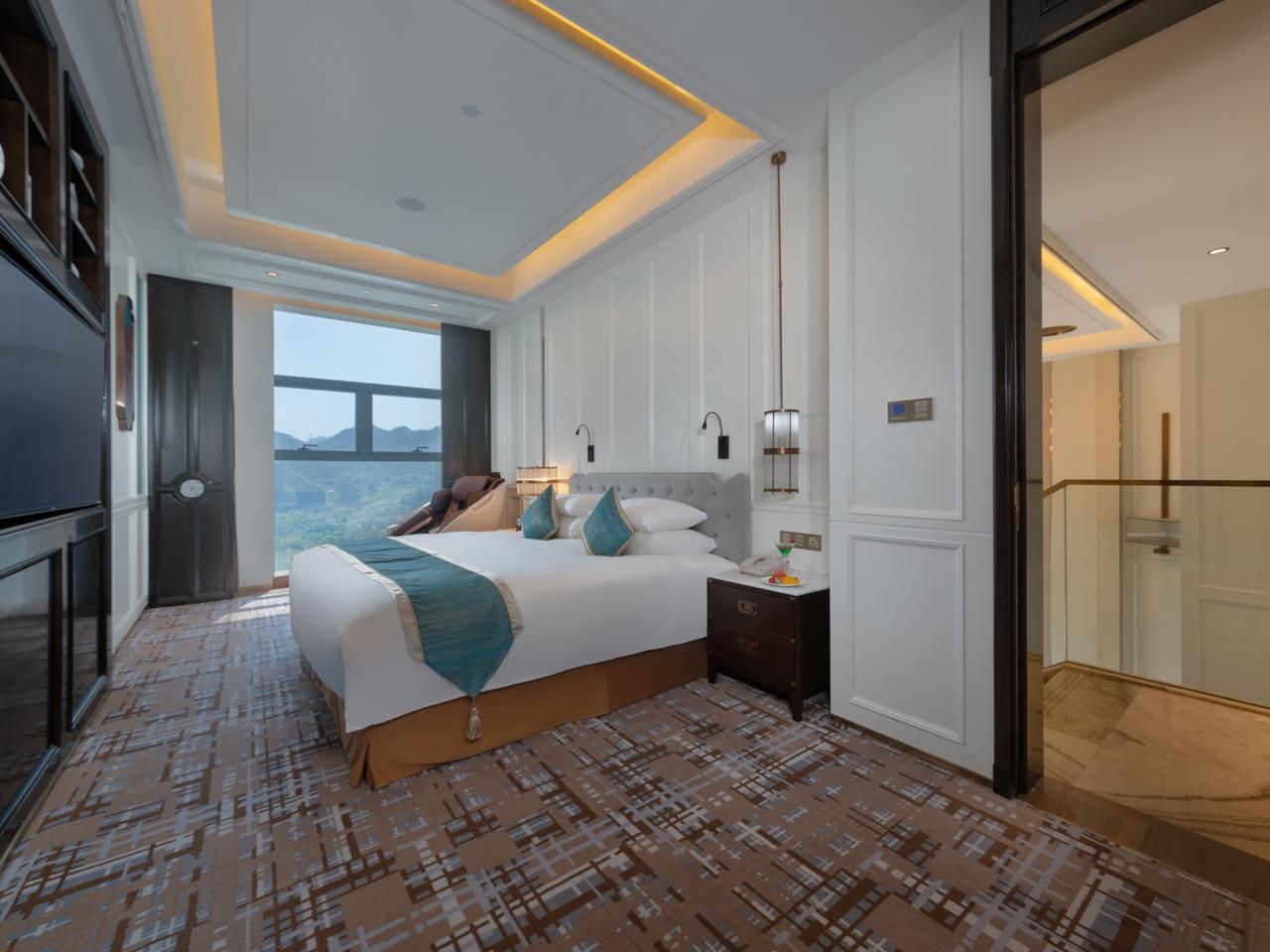 New Century - Deluxe Duplex Suite