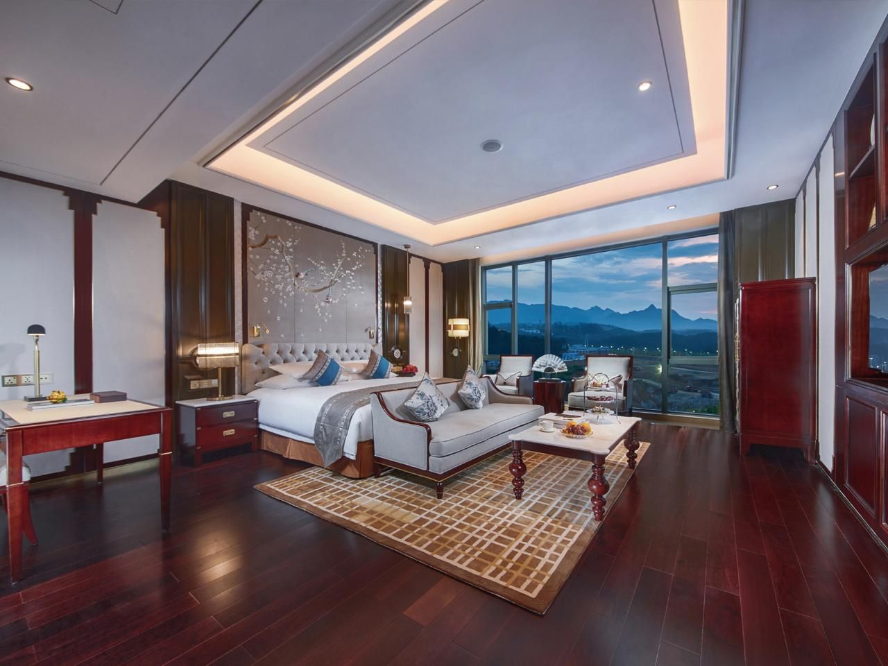Executive Garden View King Room, Non-Smoking