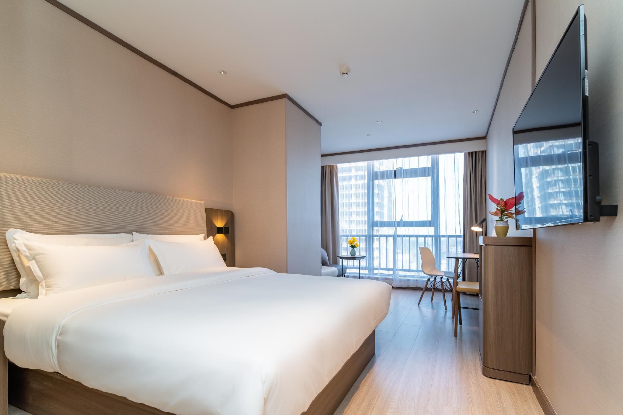 Business Queen Bed Room