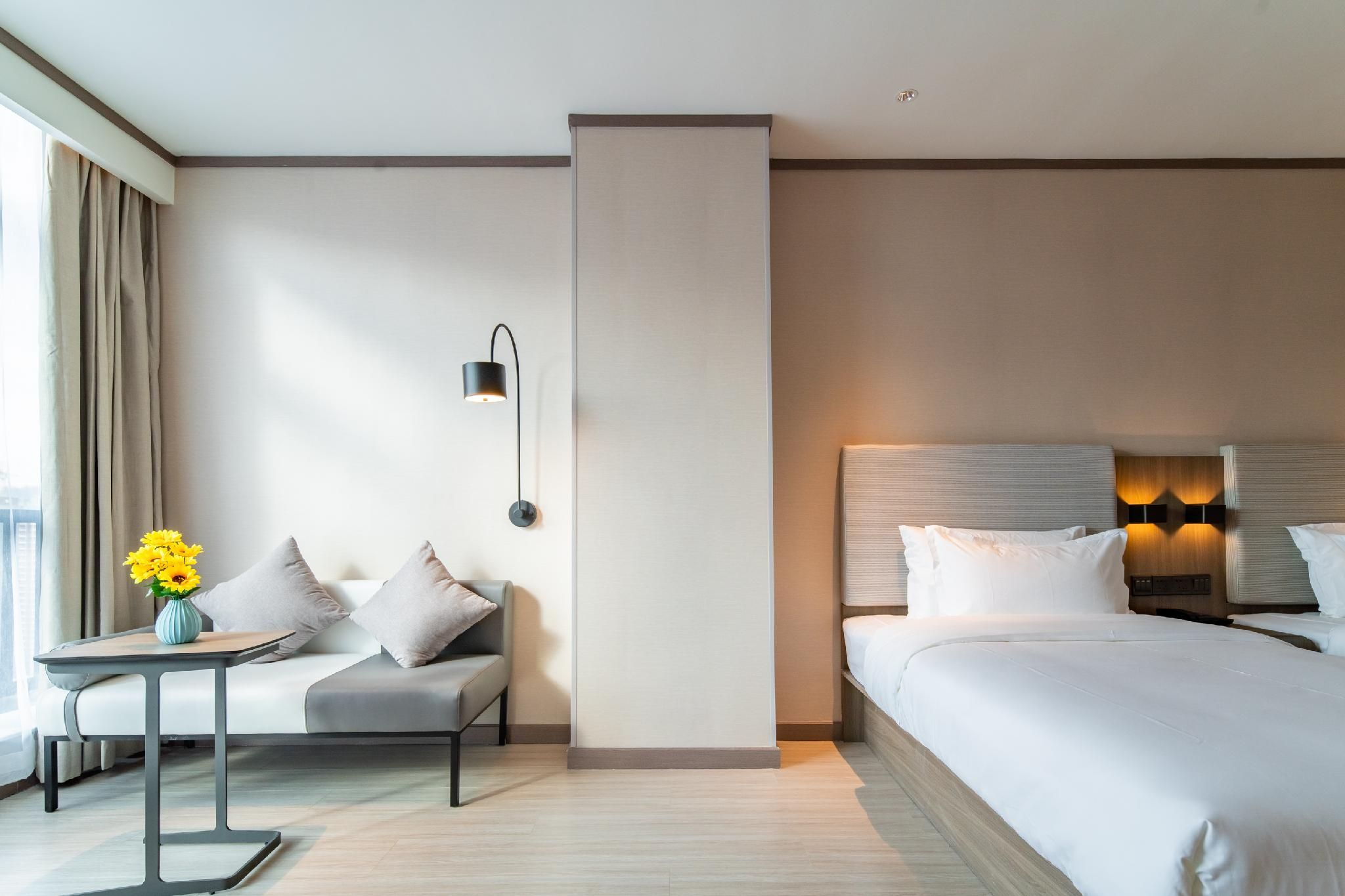Twin Business Room