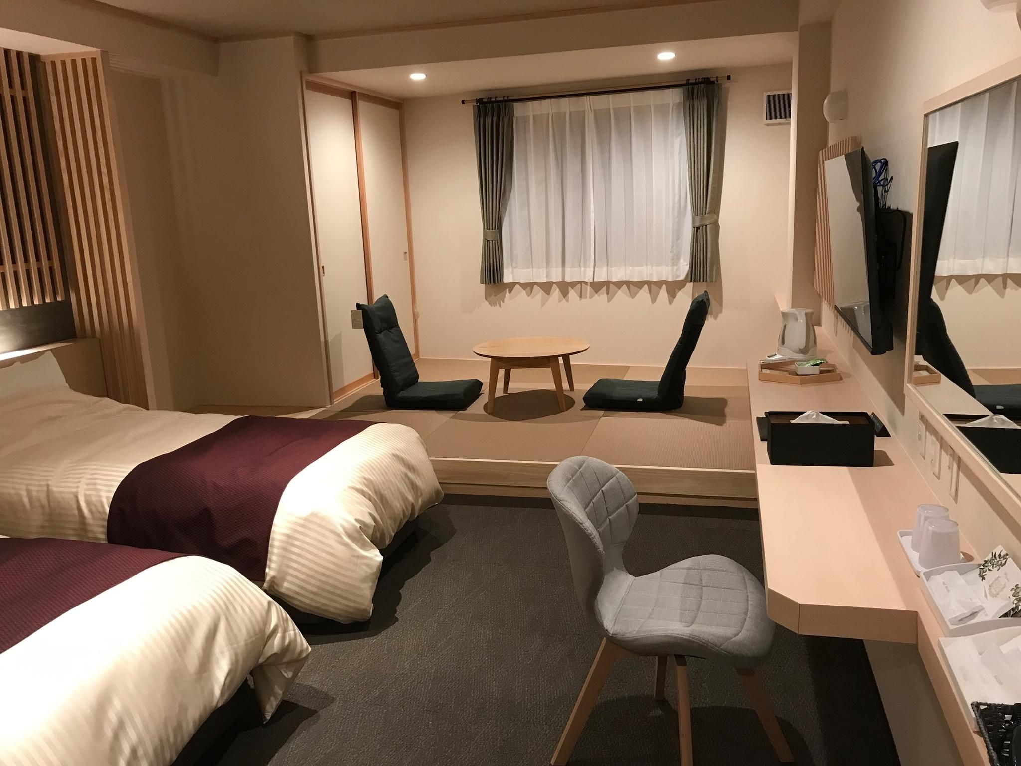 Japanese Western Style Room with Twin Bed