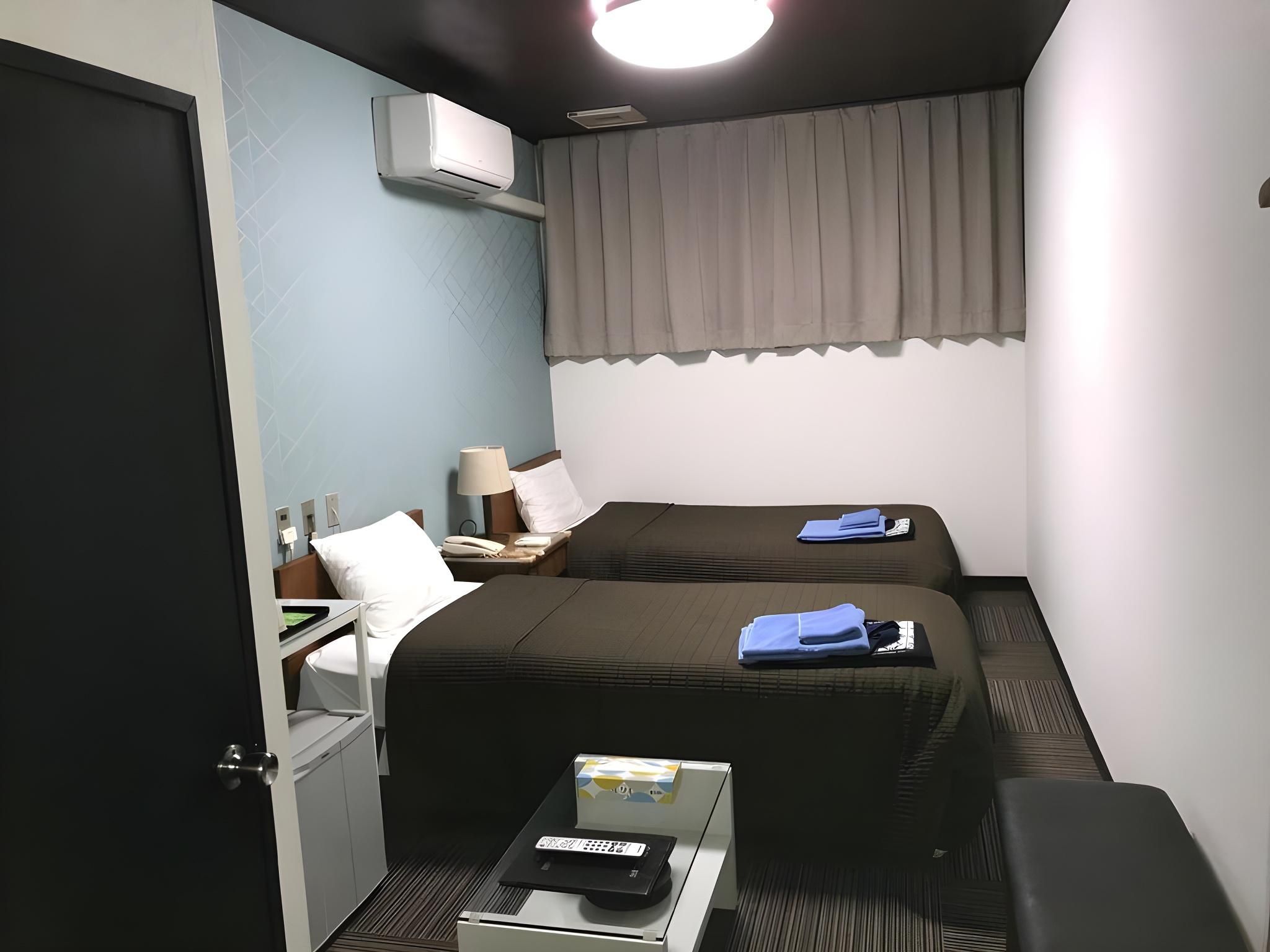 Twin Room with Shared Bathroom