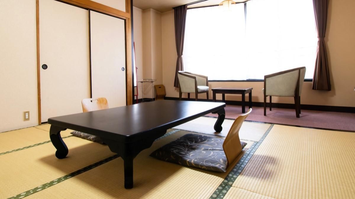 Standard Japanese Style Shared Bath Room