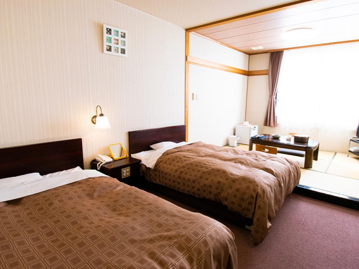 Twin With Tatami Room