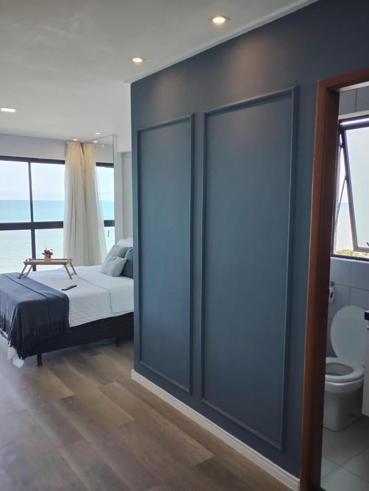 One-Bedroom Apartment With Ocean View