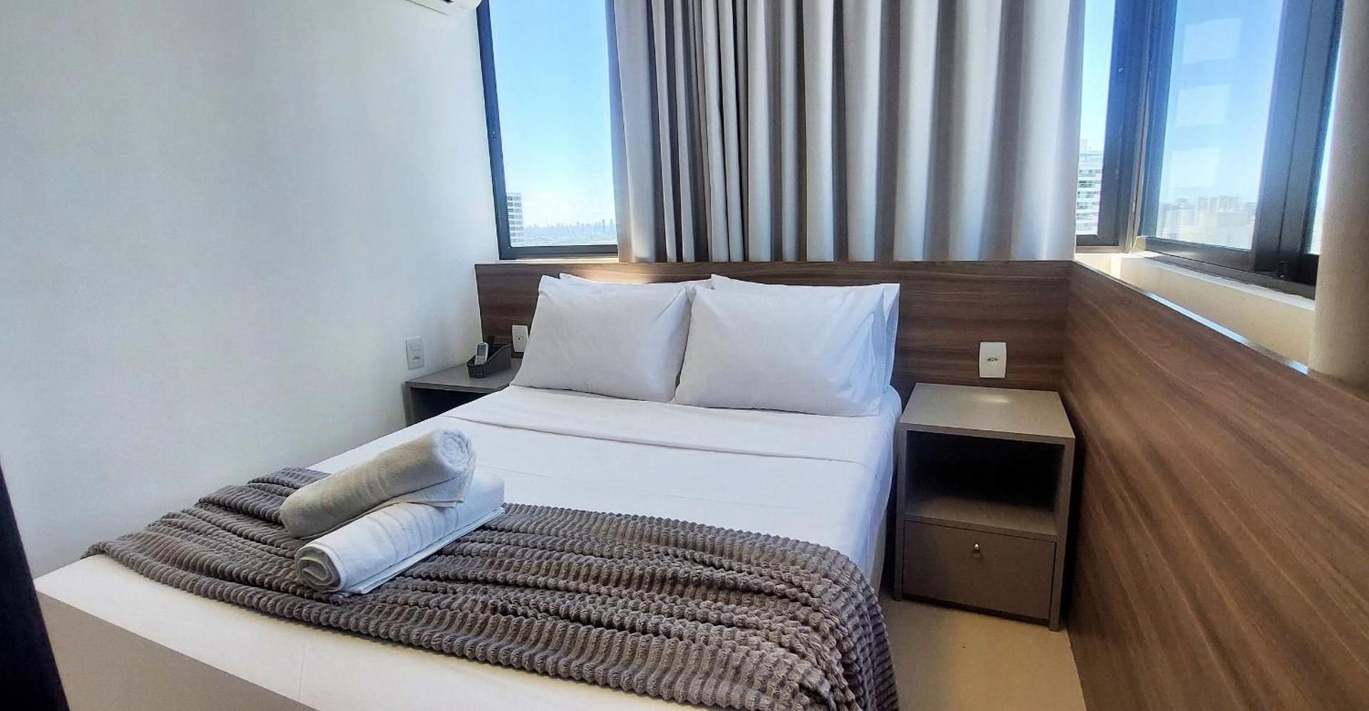 Deluxe One-Bedroom Apartment