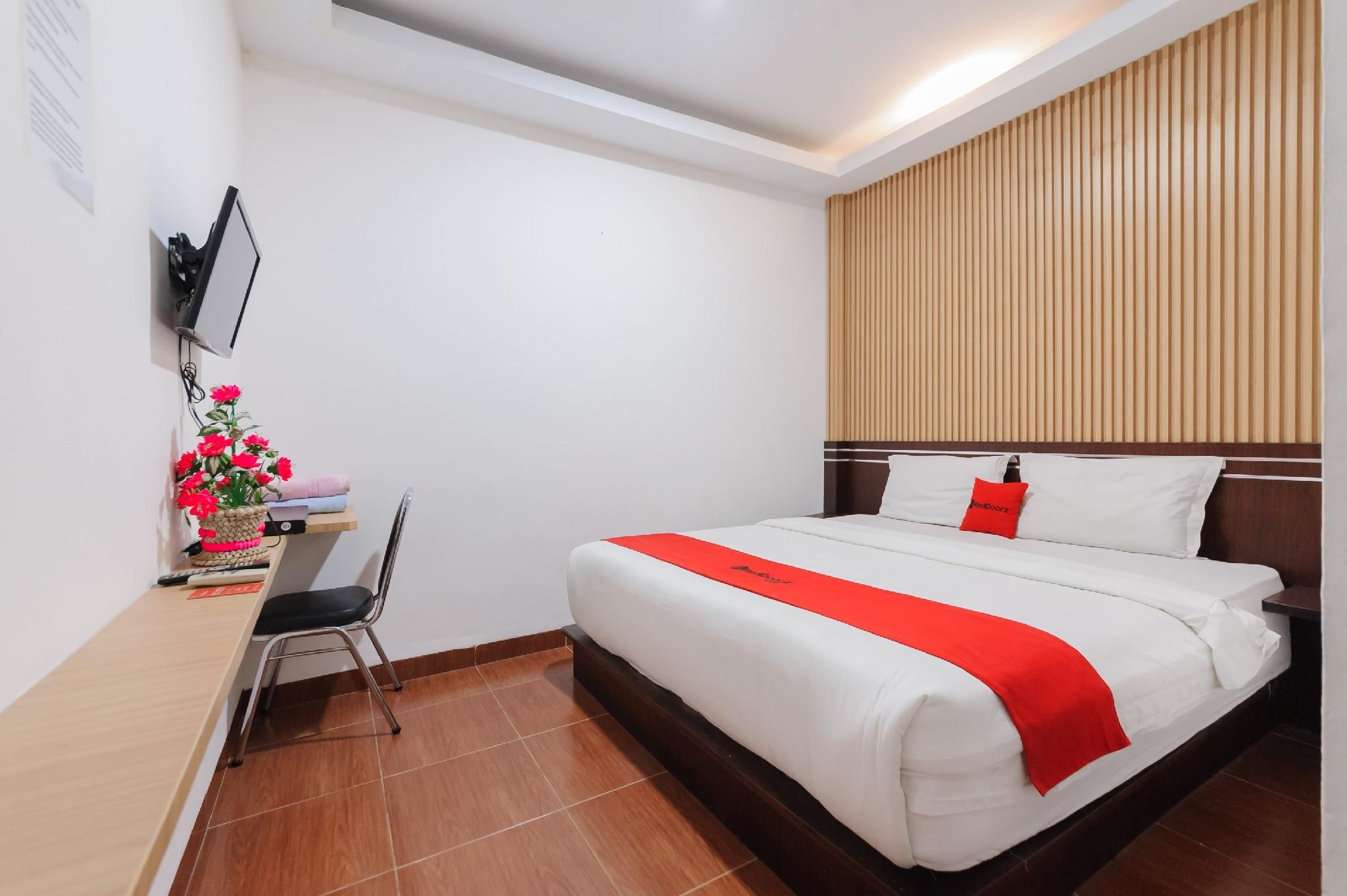 RedDoorz @ Best Hotel Jalan Dr. Sutomo Siantar Premium