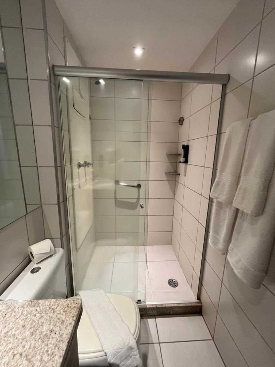 Deluxe One-Bedroom Apartment with Ocean View