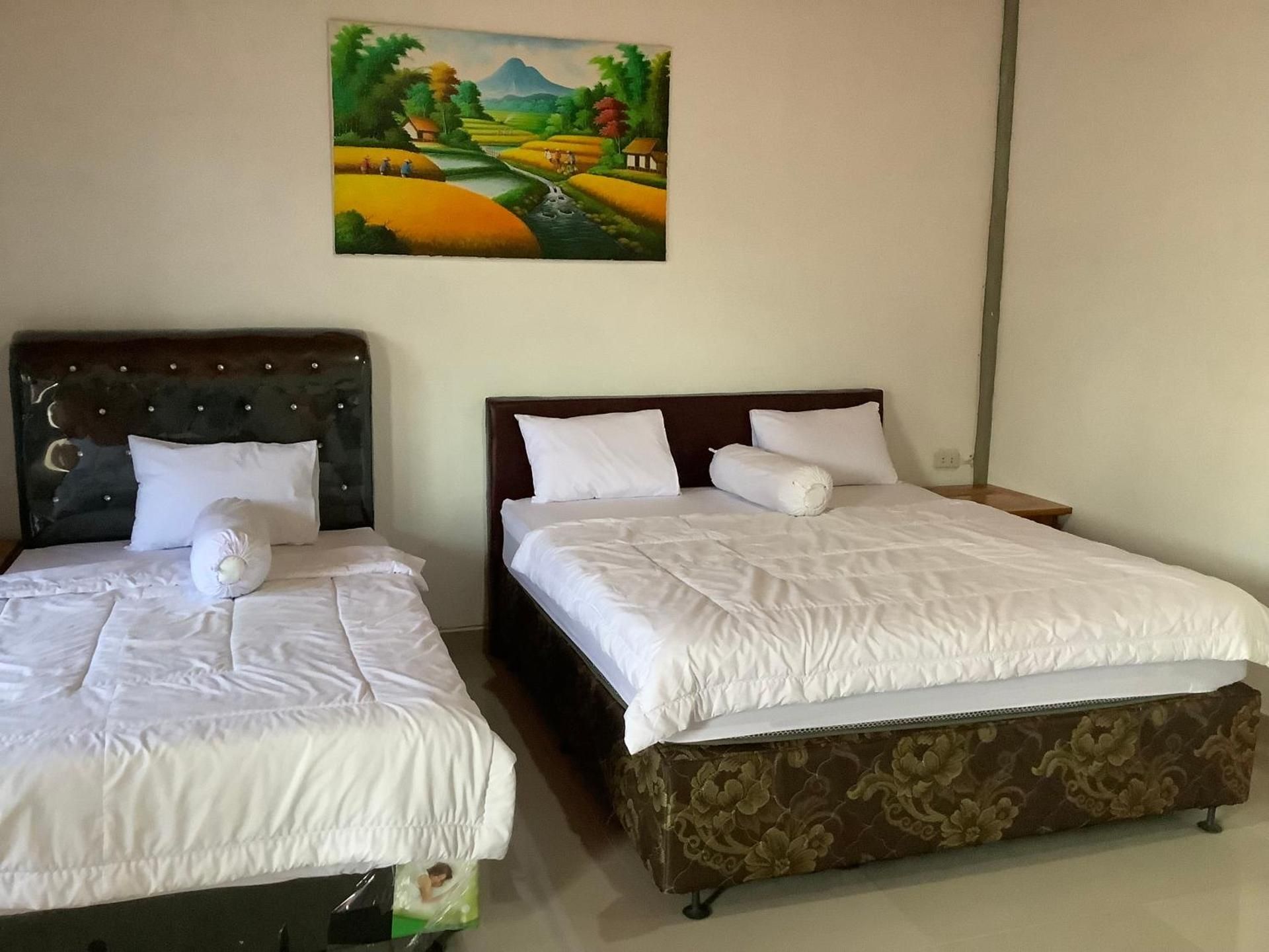 Matraville Home Stay Deluxe Triple Room