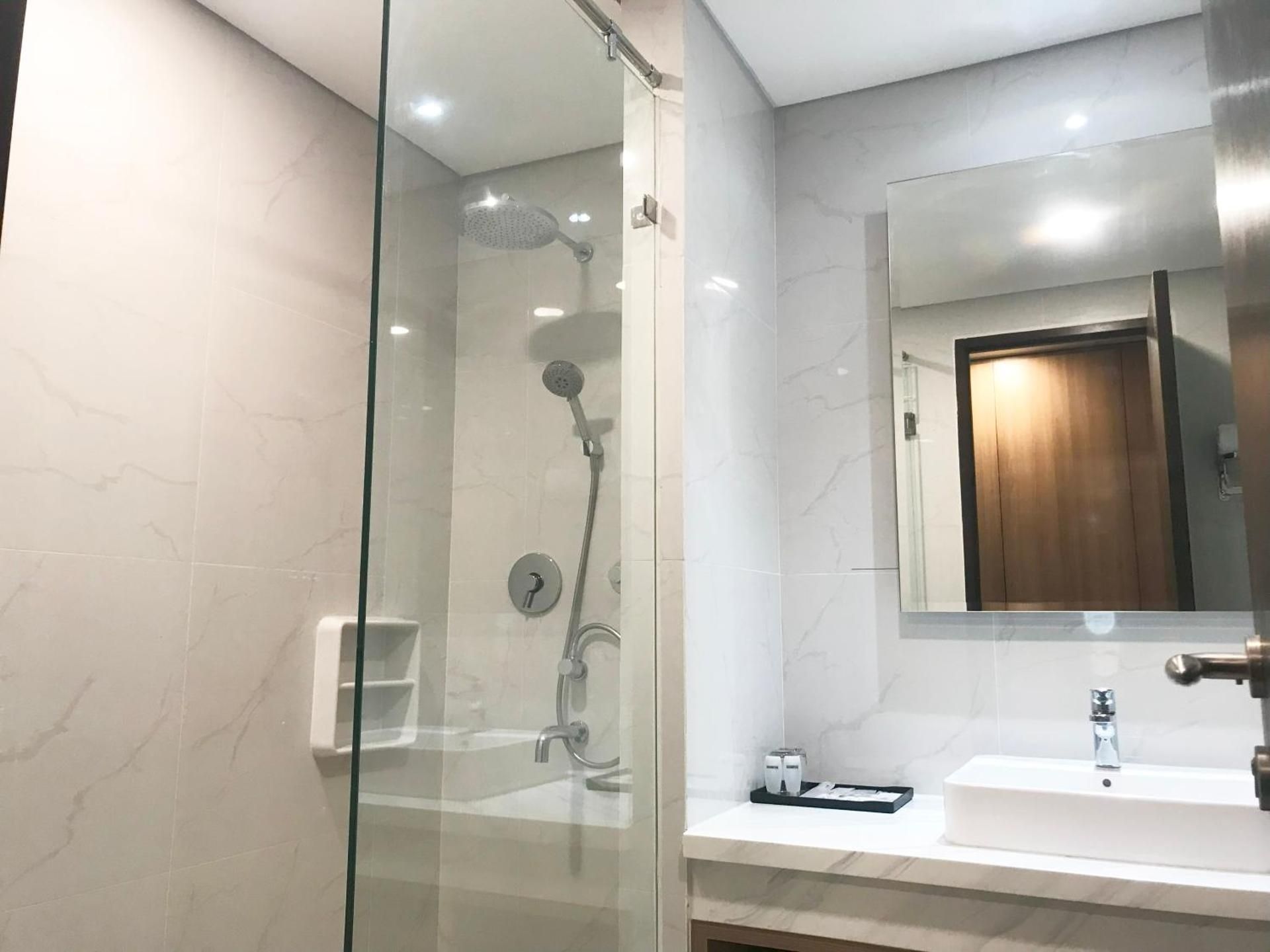 Labersa Hotel & Convention Center Samosir Executive Suite 3