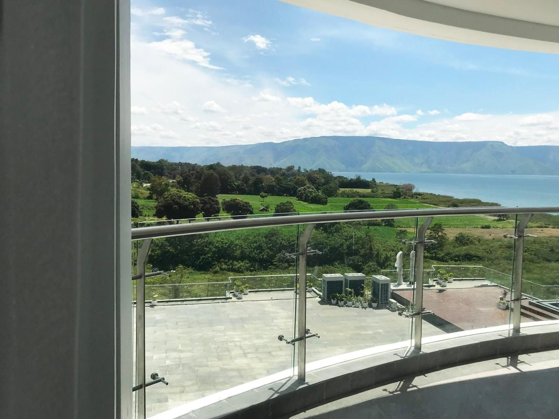 Labersa Hotel & Convention Center Samosir Executive Suite 2