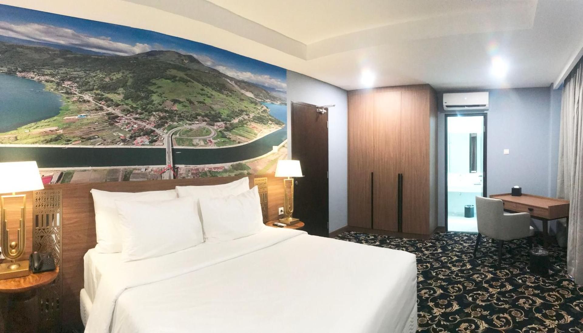 Labersa Hotel & Convention Center Samosir Royal Suite