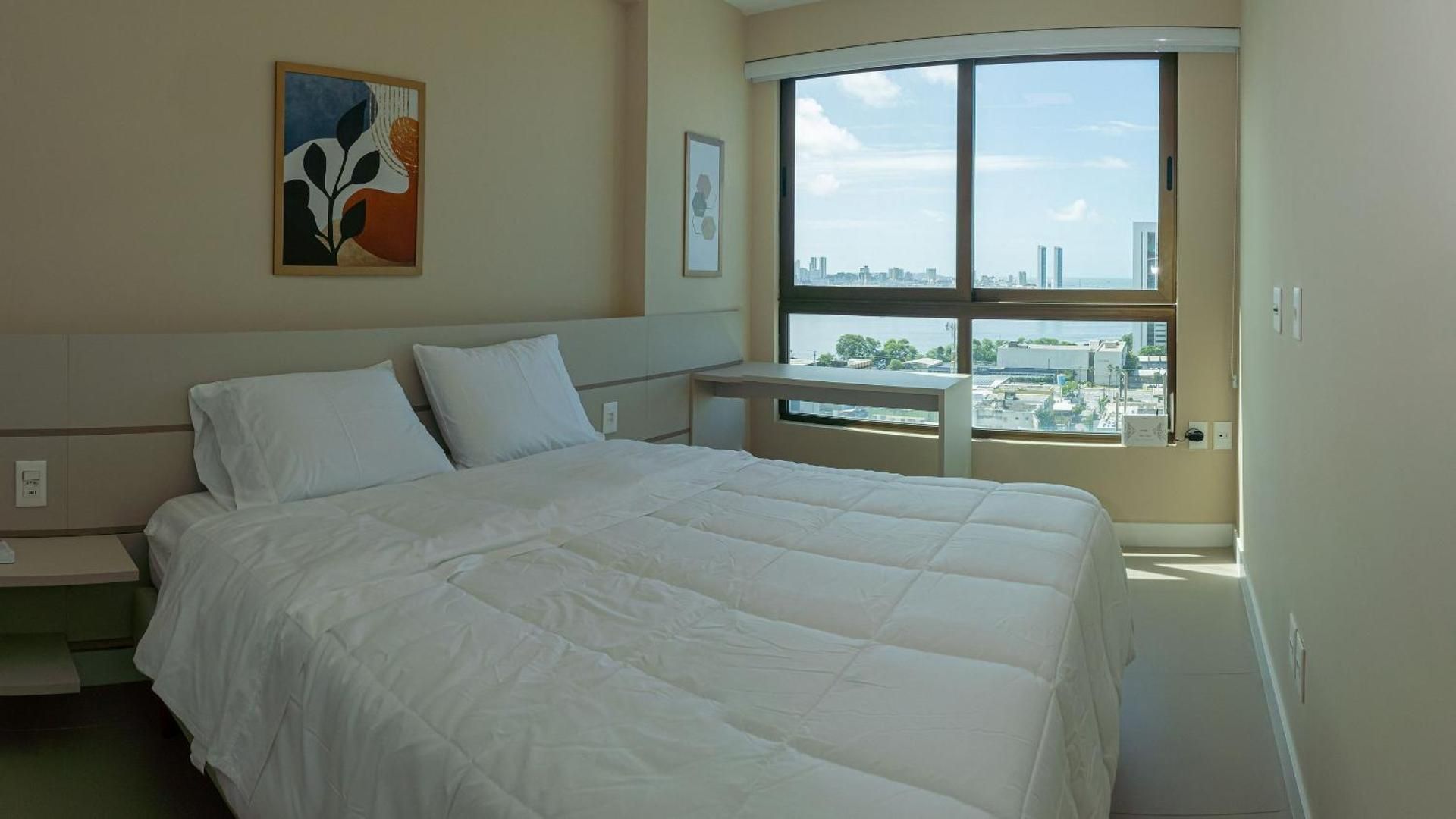 Superior One-Bedroom Apartment