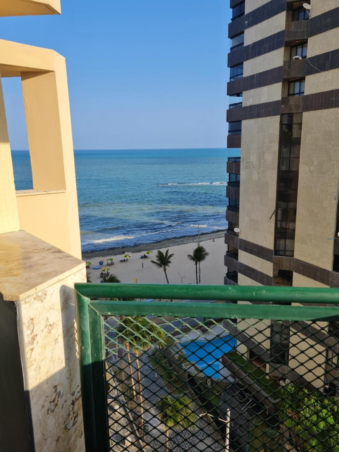 Flat Pe na areia