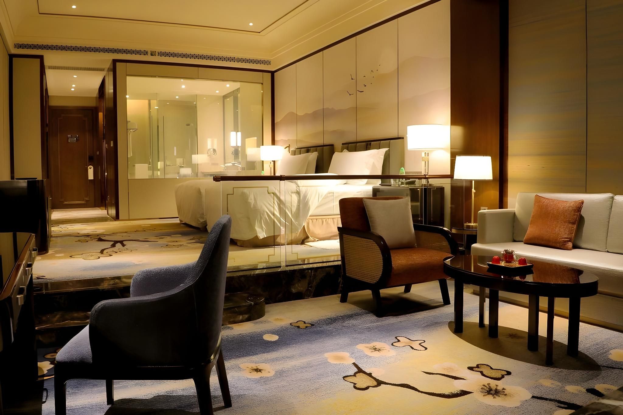 Castle Deluxe Room - Lake-View (2 beds)