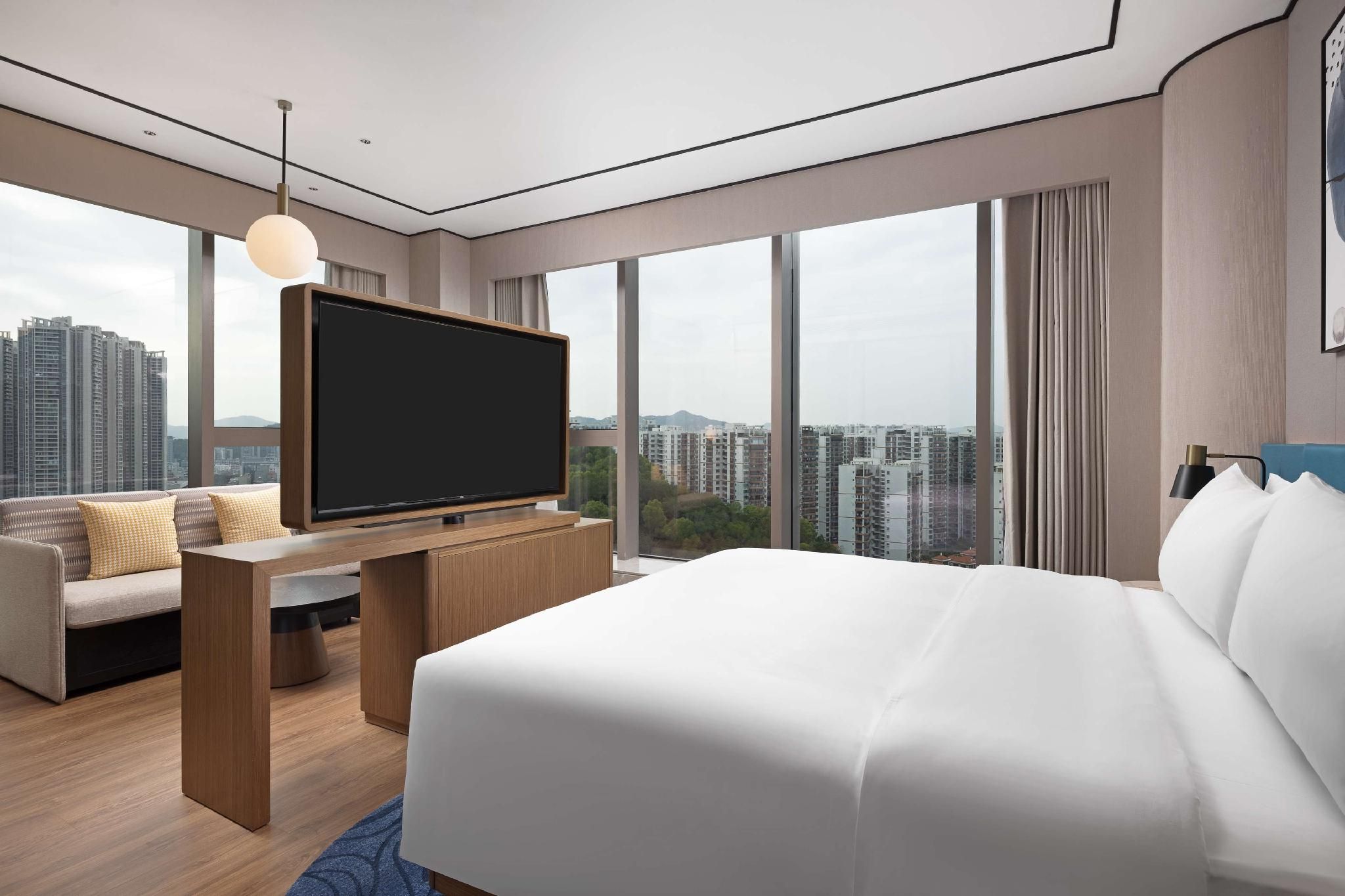King Guest Seaview Room With Sofa Bed