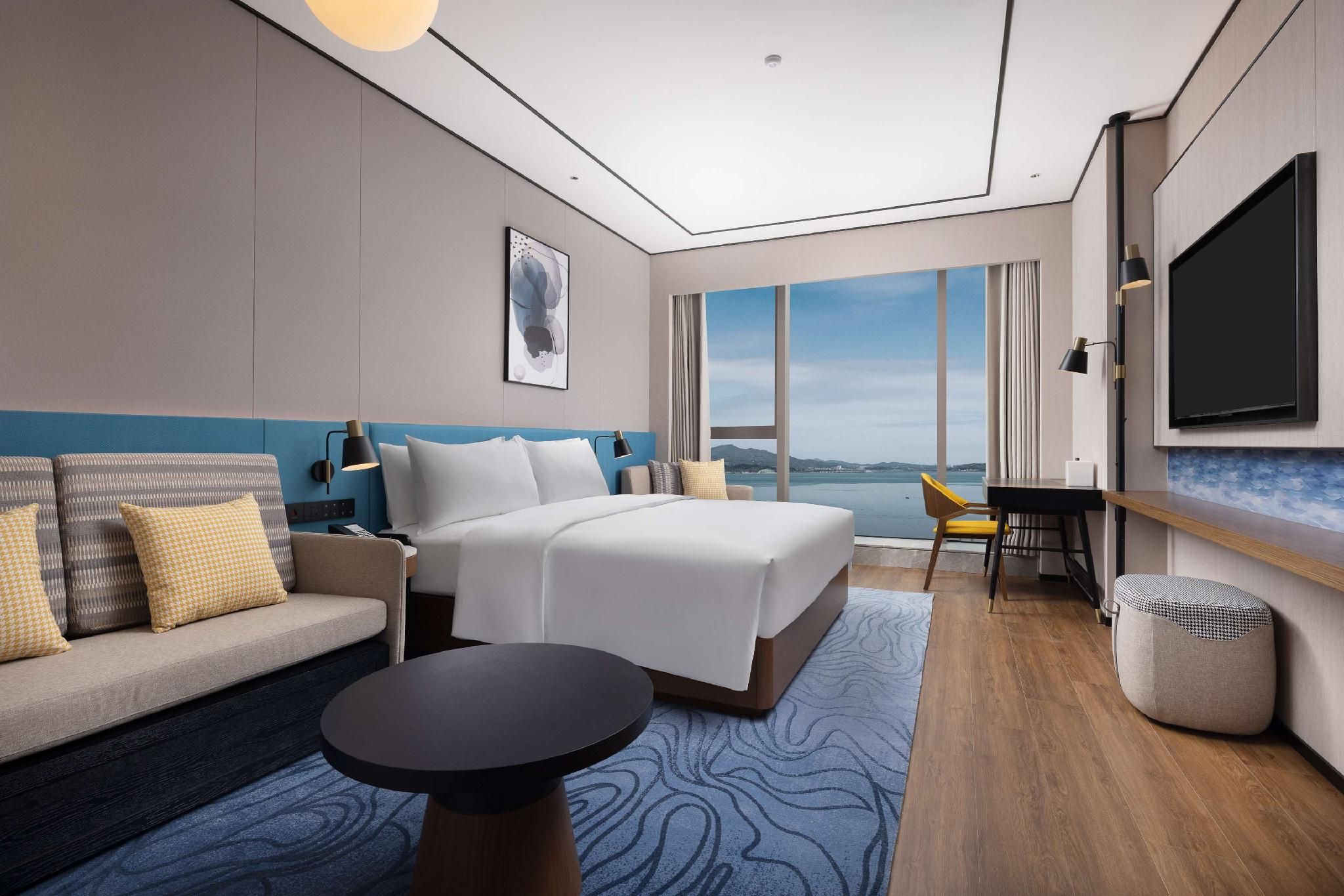 King Accessible Room