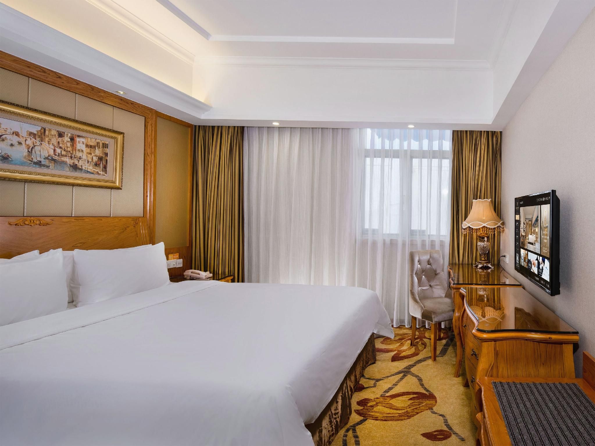 WH - Superior Bed Room