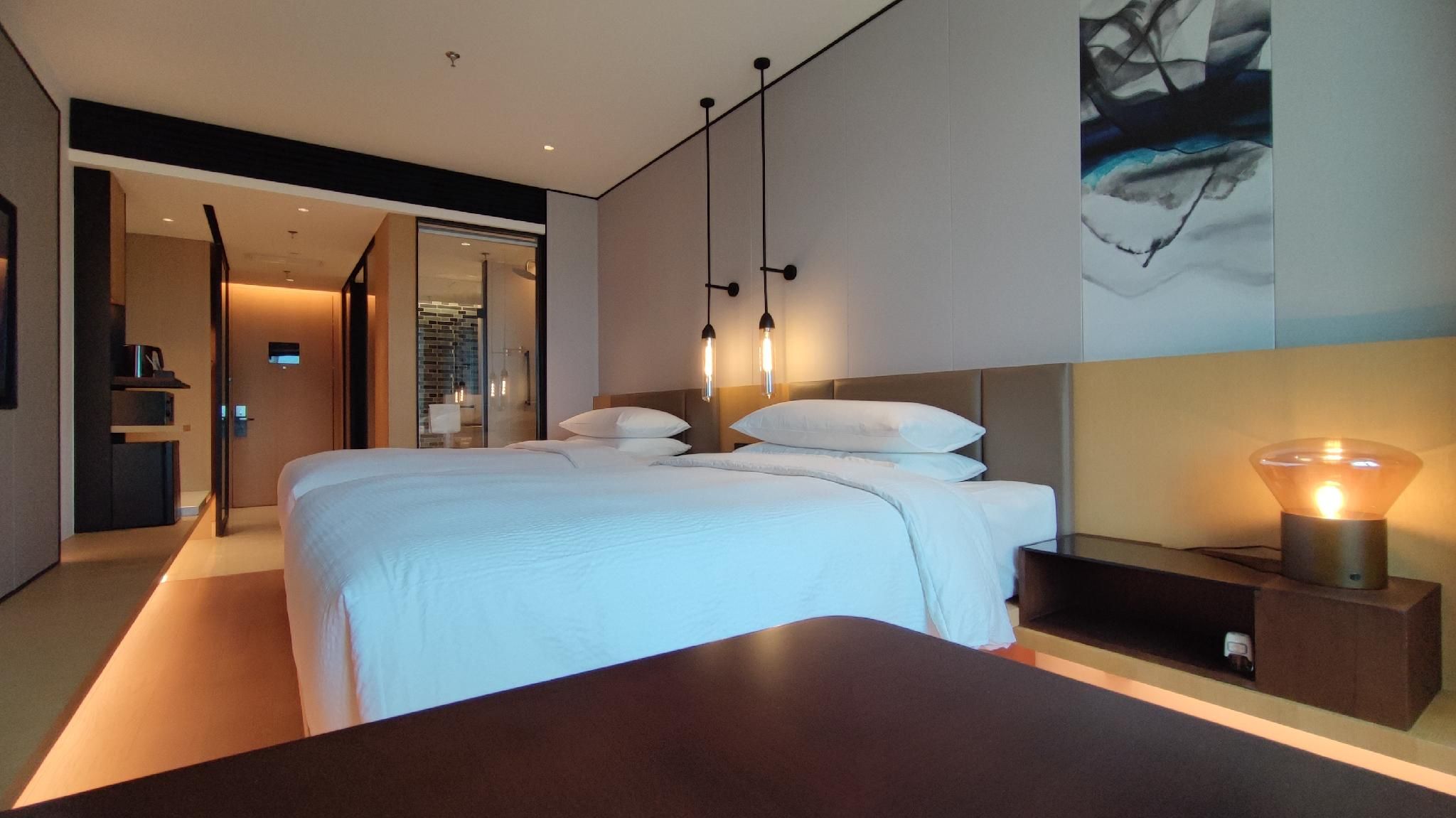 Standard, Guest room, 2 Double, City view