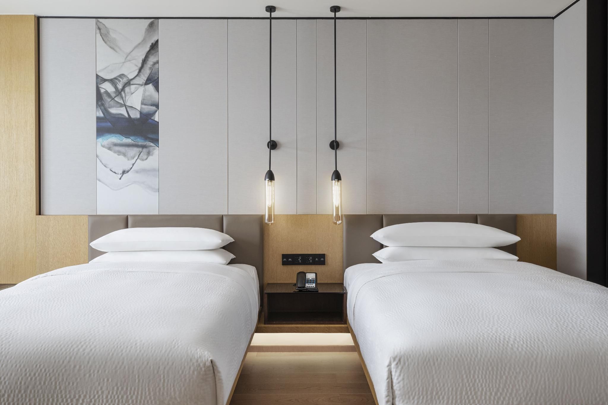 Standard, Guest room, 2 Double, City view