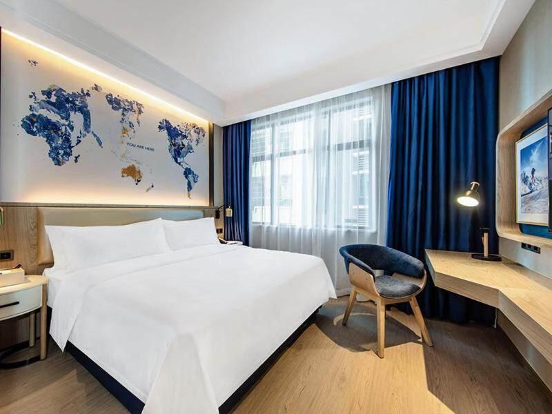 WH -Light Enjoyment Bed Room