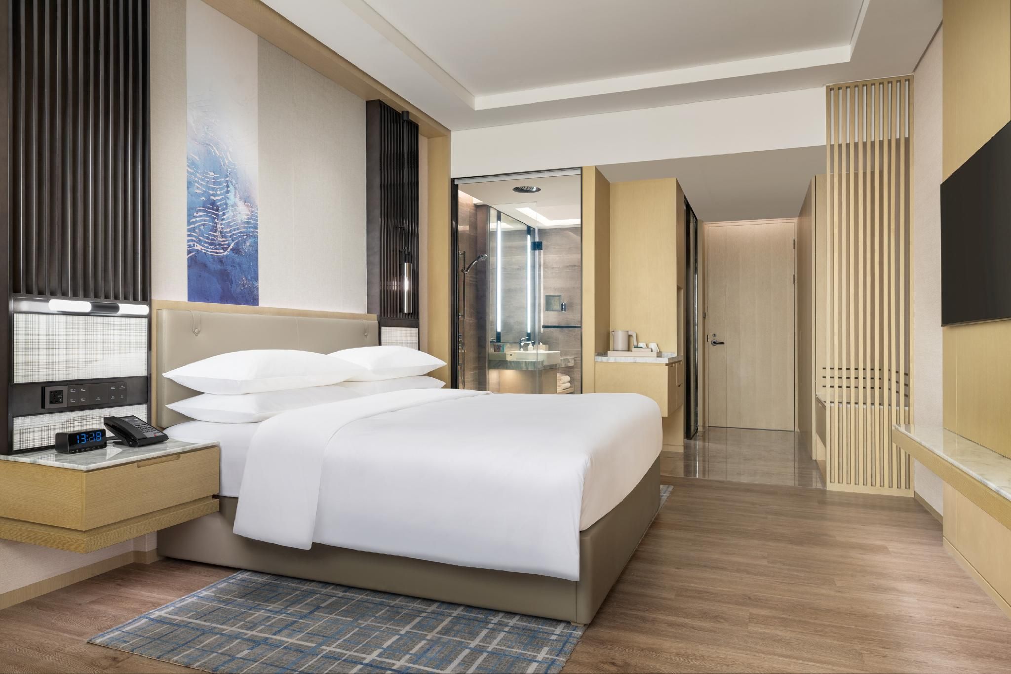 Courtyard by Marriott Shanwei Haifeng Courtyard Deluxe, Guest room, 1 King, City View 2