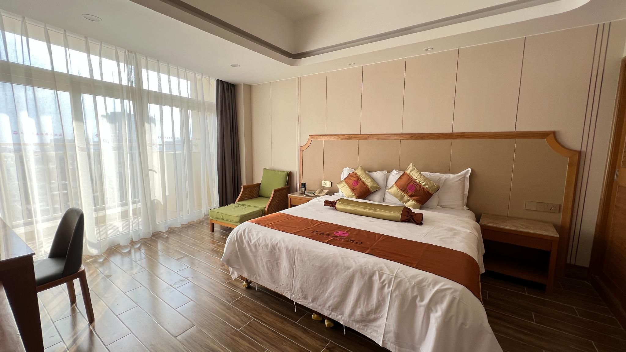 Wenchang Waika Hotel Superior Guest Room, Guest room, 1 King