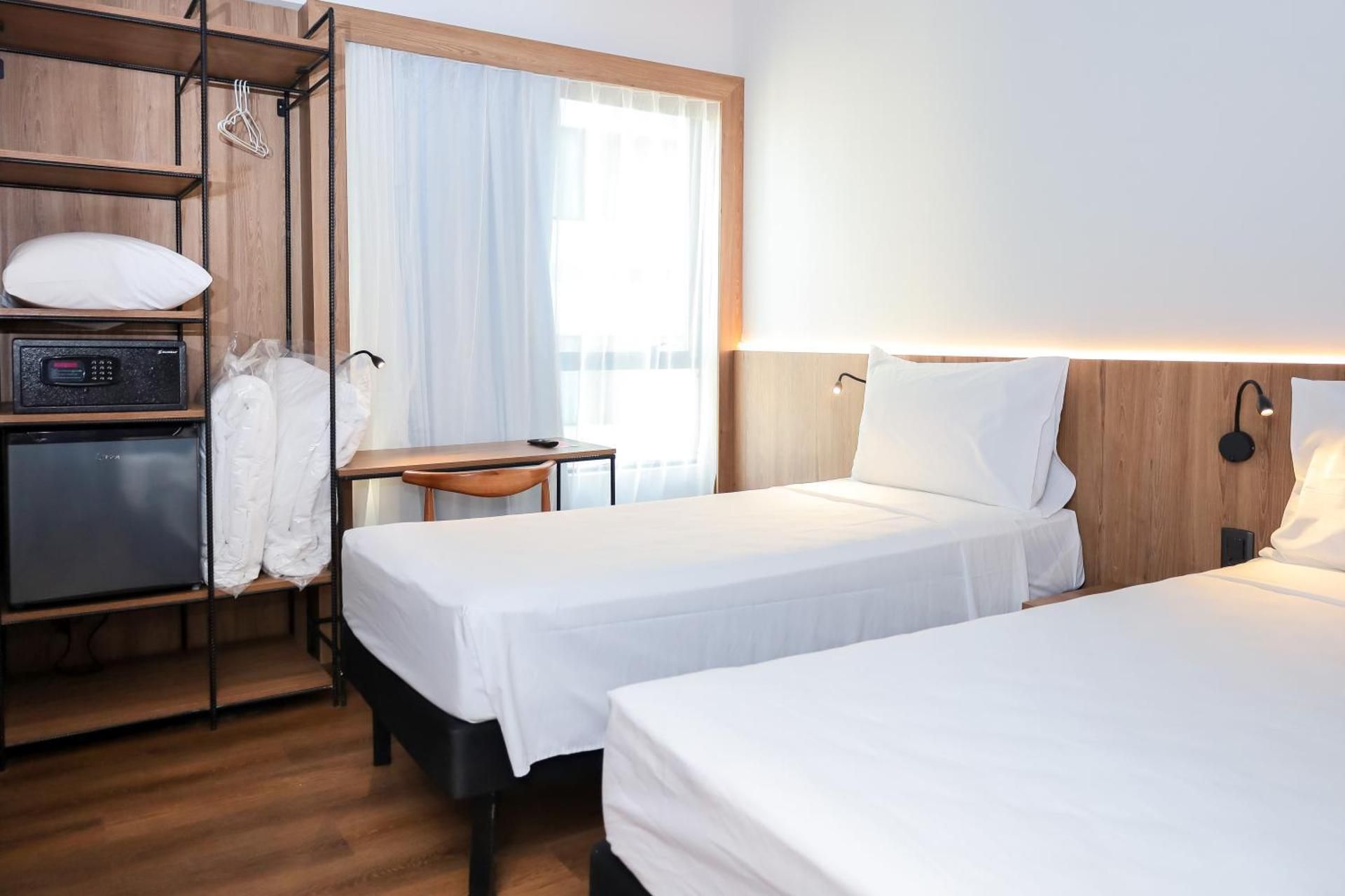 Room with 2 Single Beds