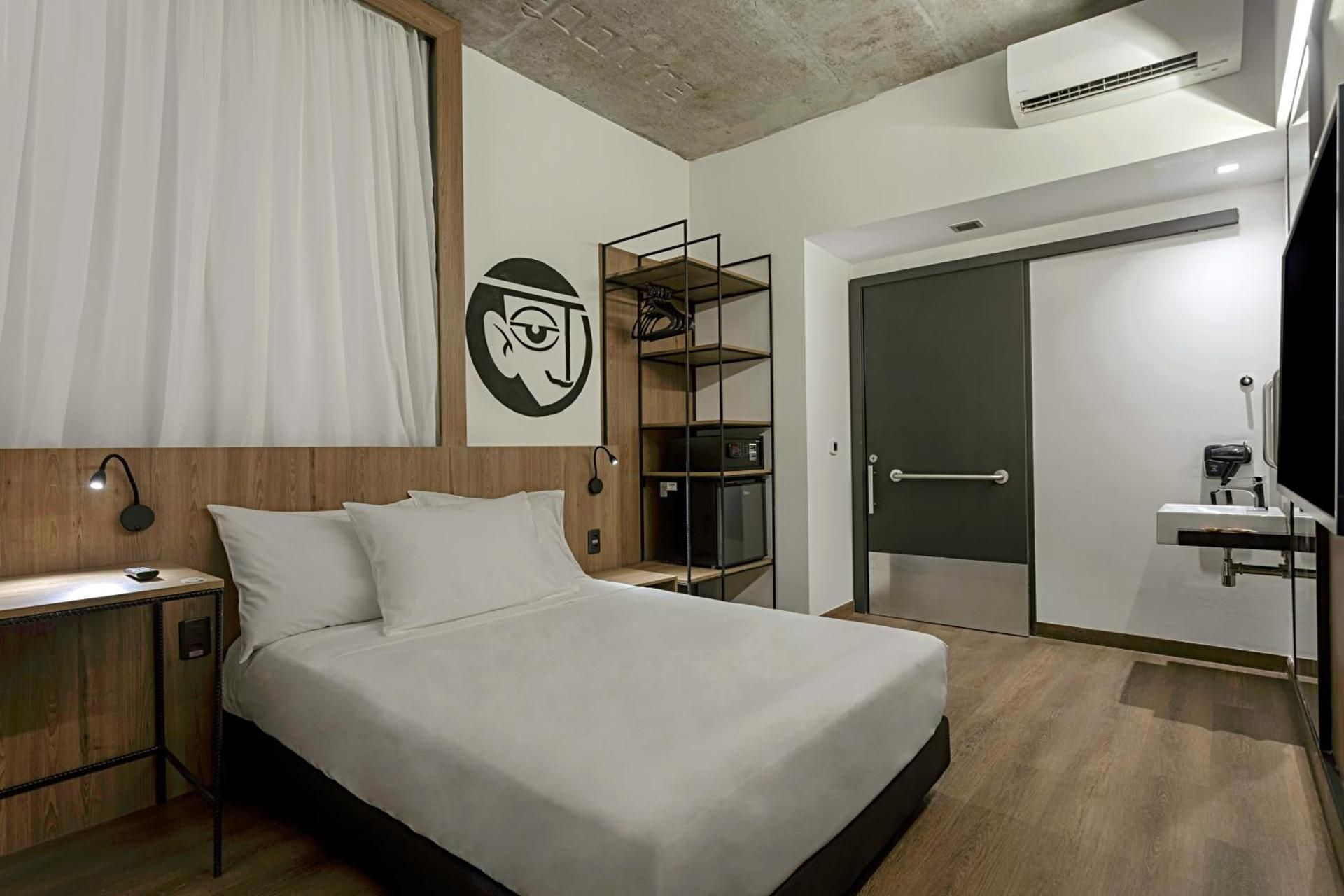 Accessible Room With 1 Double Bed