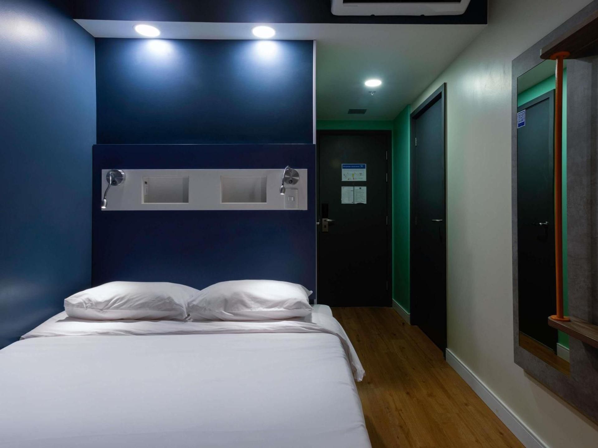 Standard Room with 1 double bed