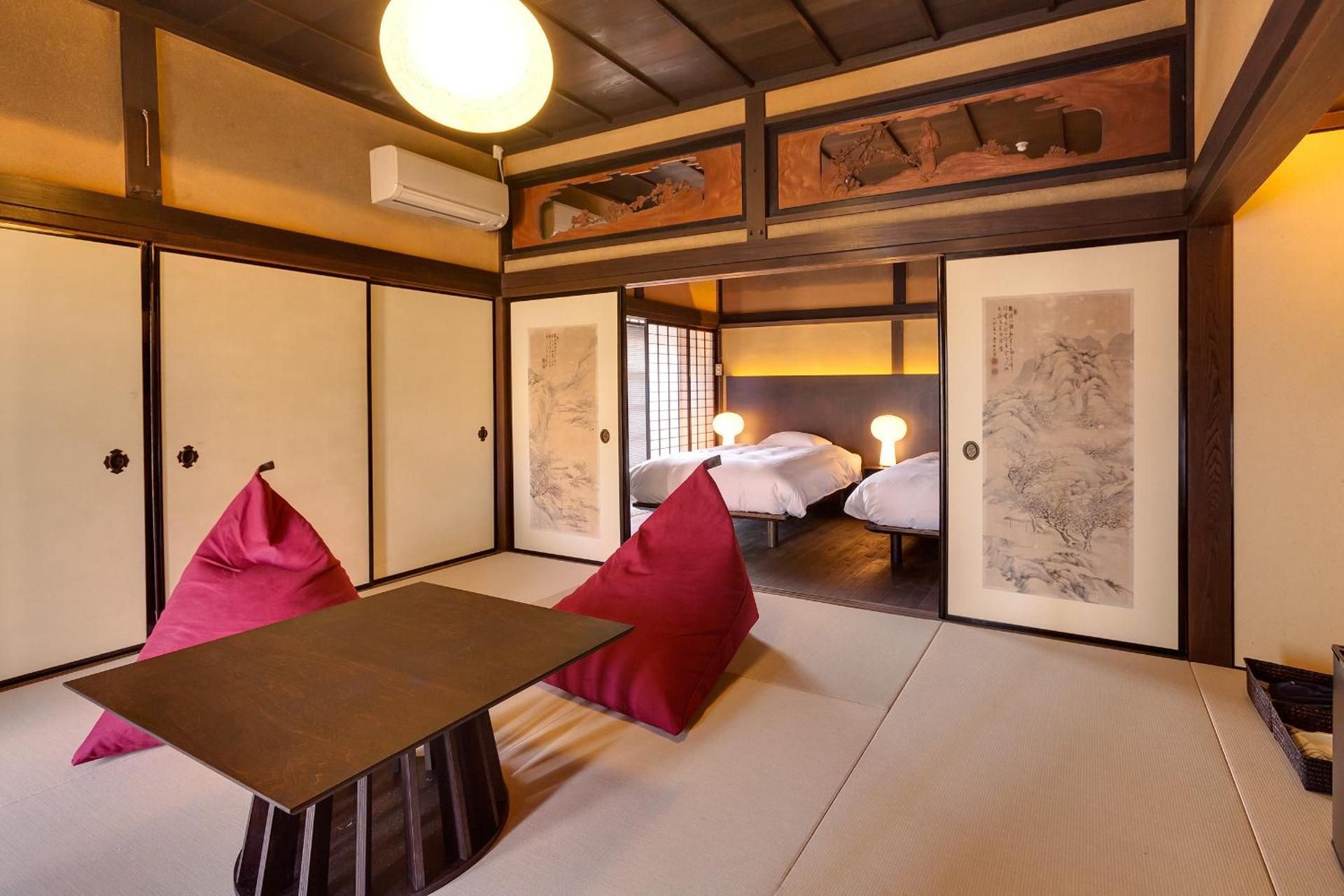 Twin Room with Shared Bathroom