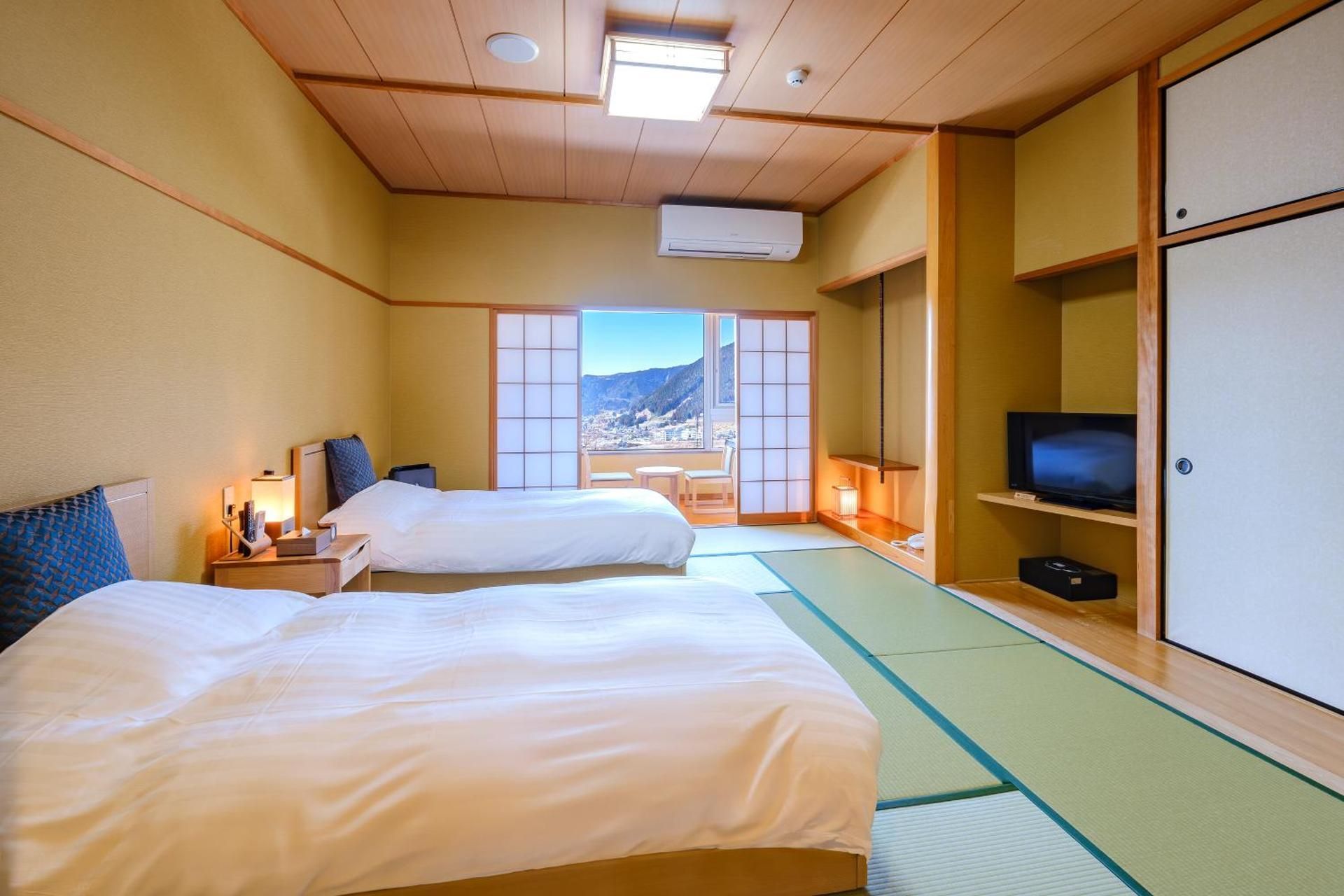 Japanese-Style Room