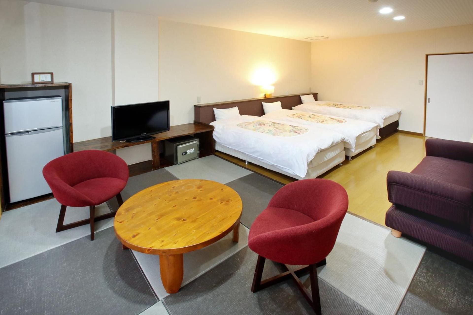 Roten Japanese Western Style Room